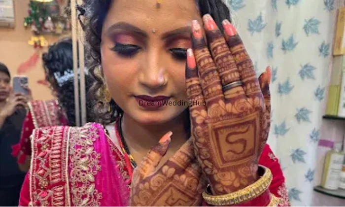 Looks Hair And Skin Beauty Zone